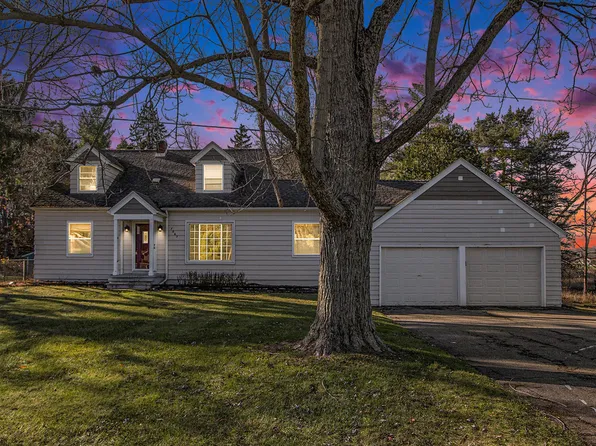 7867 N 34th St, Richland, MI 49083