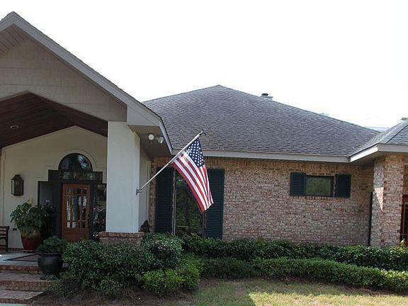 A taste of Tuscany at the entrance