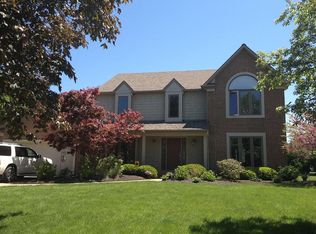 1987 Hunters Point Ln, Westlake, OH