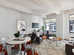 1500 Chestnut St APT 8H, Philadelphia, PA