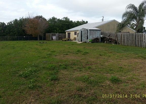 4th image of 1842 SE North Blackwell Dr