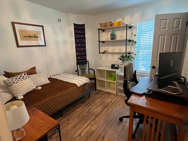 5803 W Gate Blvd #B — Photo 17