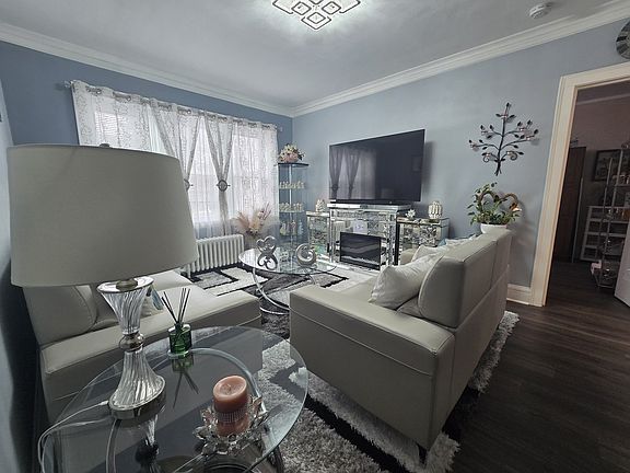 5th image of 5704 W 21st St #4