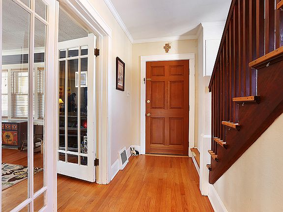5th image of 2040 Deckner Ave