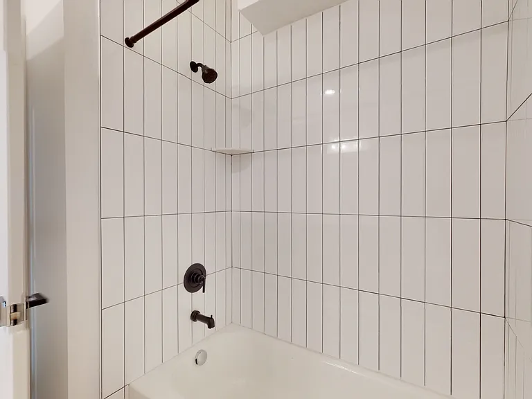 1322 S Sawmill Blvd #508 — Photo 5