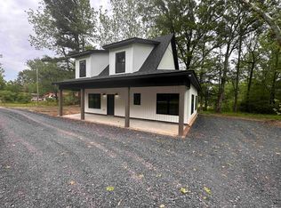 2985 Sandhill, Lonoke, AR 72023