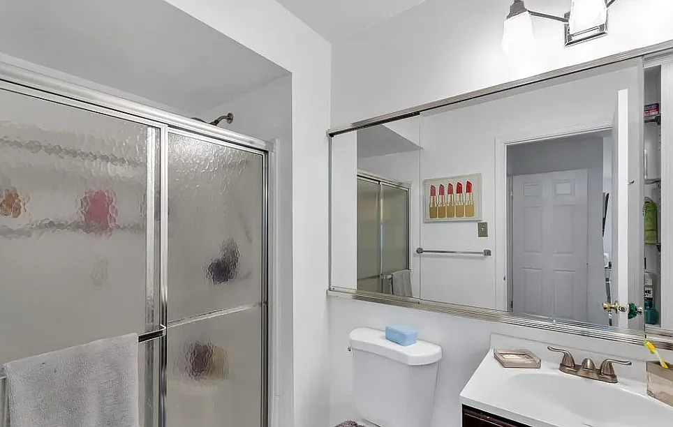 2 bed, 1062 sqft, $1,100 — Photo 4