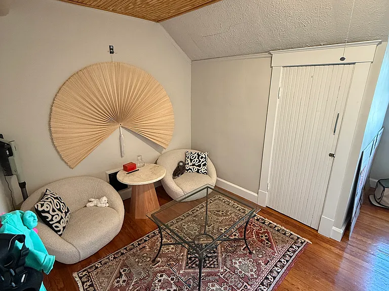 533 Howell Ave #3 — Photo 8