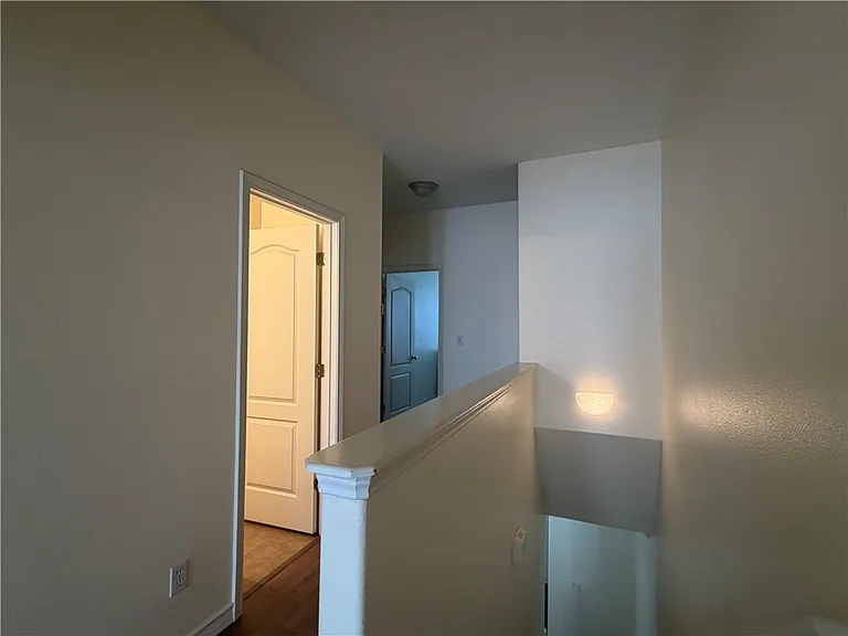 14901 Windward Dr — Photo 28