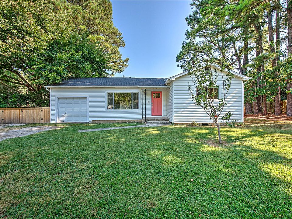 1st image of 1170 N Maxwell Dr