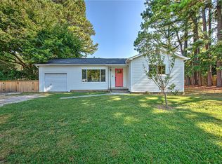 1170 N Maxwell Dr, Fayetteville, AR 72703