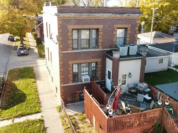 1246 East Ave, Berwyn, IL 60402
