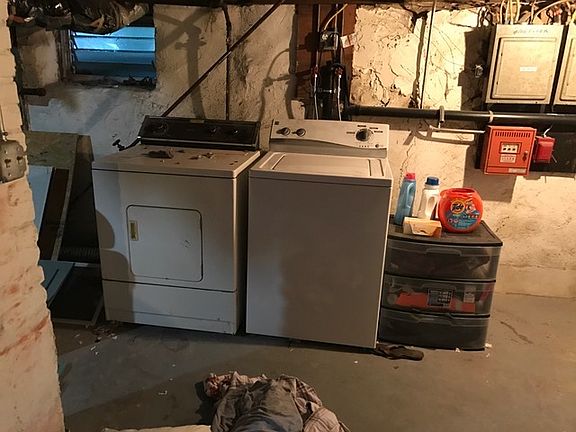 Washer and Dryer in Unit