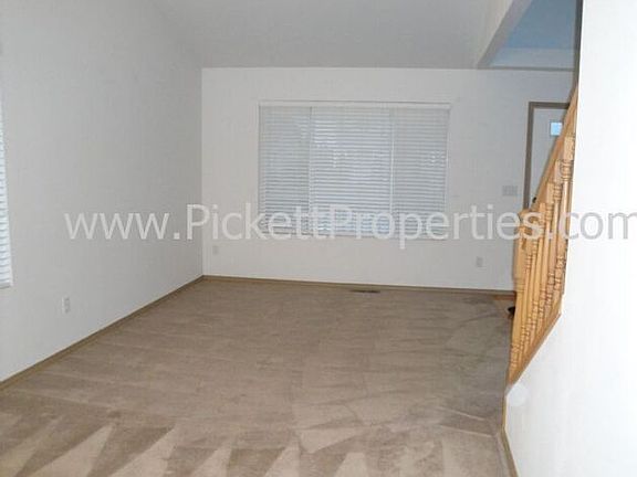 5th image of 6068 Sycamore Ln NE