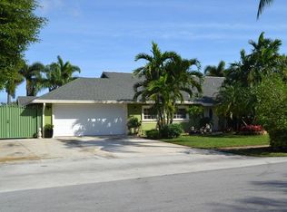 1190 Woodcrest Rd W, West Palm Beach, FL 33417