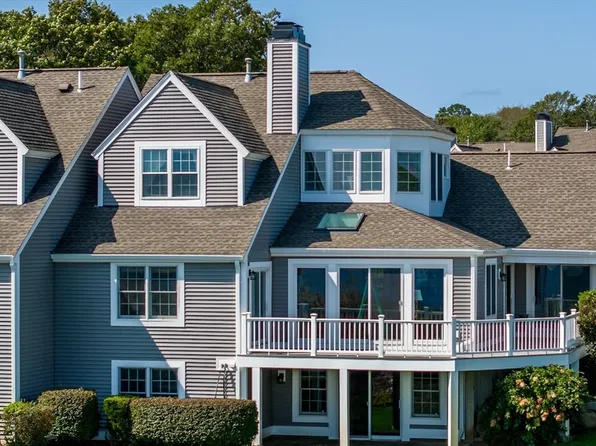 54 Hidden Bay Dr Unit 54, South Dartmouth, MA 02748