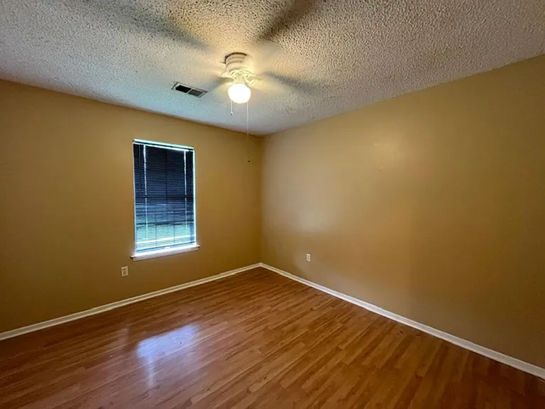 7386 Northbrook Dr — Photo 5