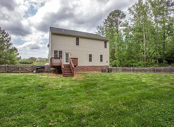 4th image of 17613 Crimson Crest Ln