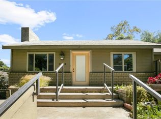 21432 Rios St, Woodland Hills, CA 91364