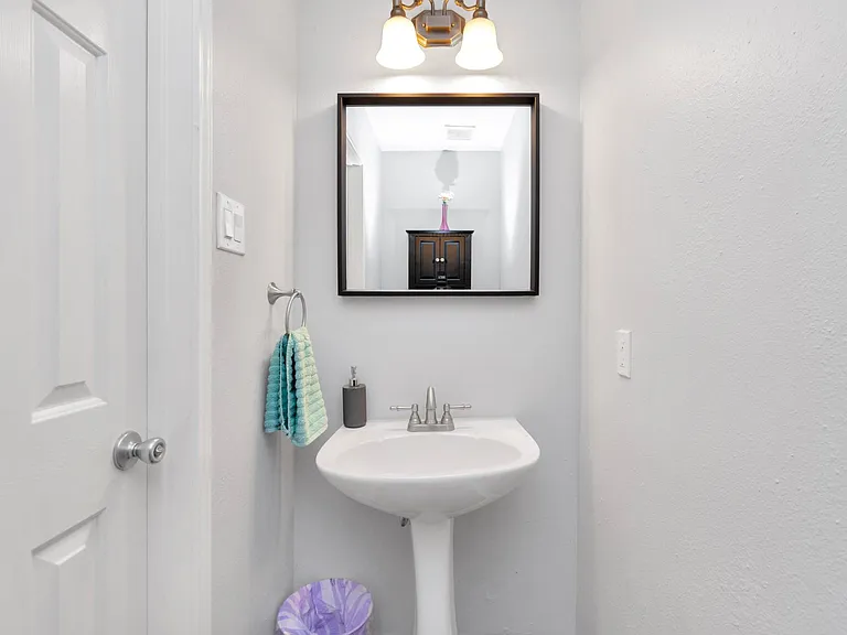 10007 Hickory Trail Ln — Photo 15