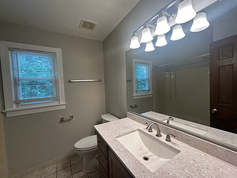 608 Hearndon Ct — Photo 28