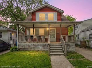 7275 Orchard Ave, Warren, MI 48091