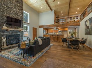 10551 Dogwood St, Truckee, CA 96161