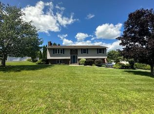 18 Rebecca Dr, Apalachin, NY 13732