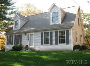 4 Arden Dr, Garrison, NY 10524
