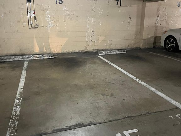 4th image of 4465 Ocean Blvd Unit 15