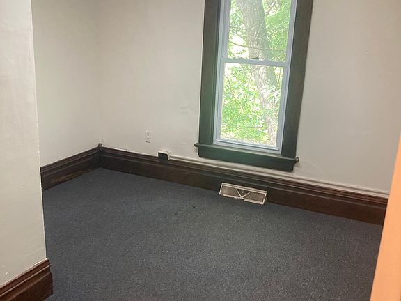 2nd image of 145 Dorsey Ave #2