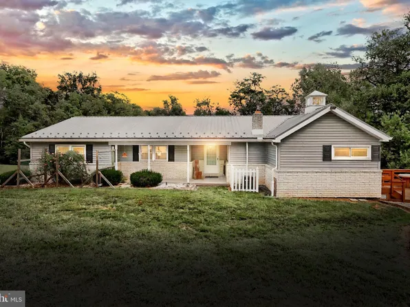 15 Overlook Dr, Wrightsville, PA 17368