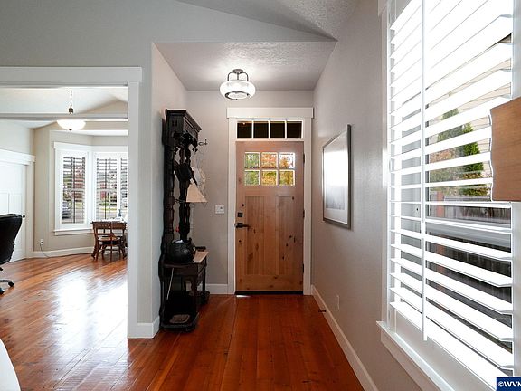 4th image of 1242 Goldcrest Ave NW