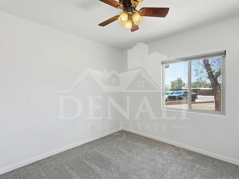 6491 N Lena Way — Photo 25