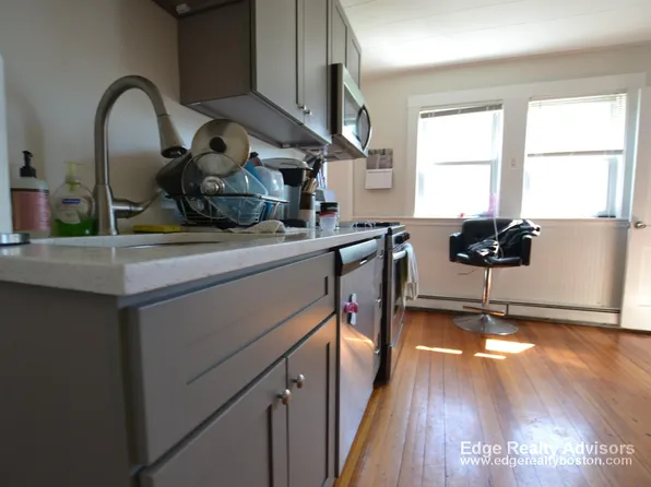 111 Kenrick St, Brighton, MA