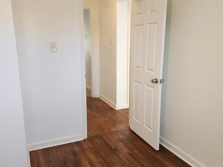 1005 Callen St — Photo 14