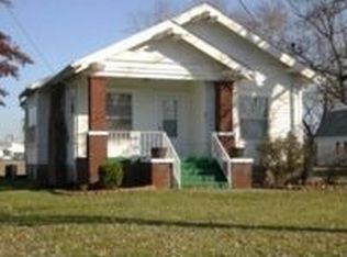 505 Old Creal Springs Rd, Marion, IL 62959