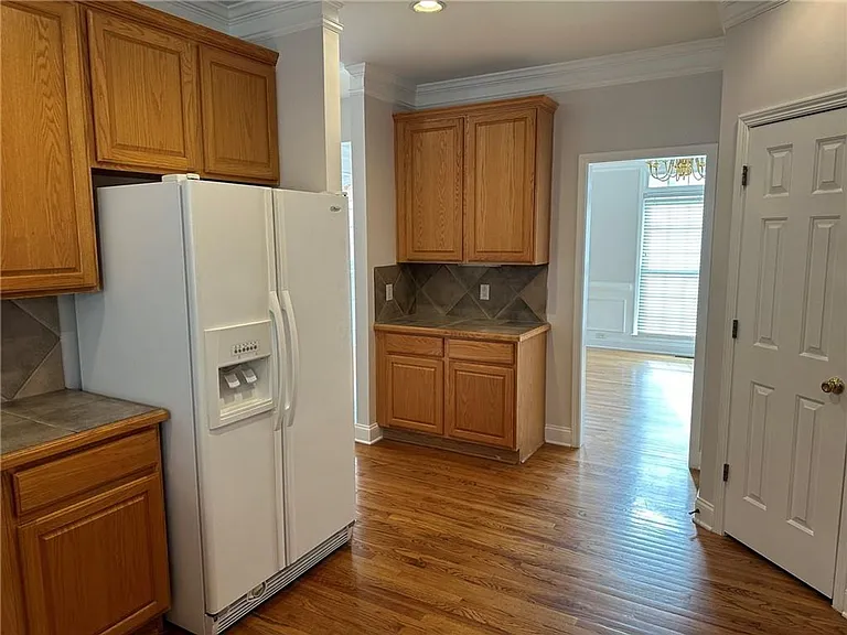 1296 Dunwoody Cv — Photo 15