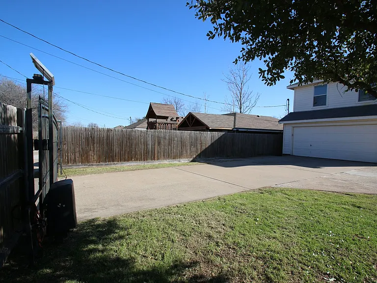 5036 Diaz Ave — Photo 29