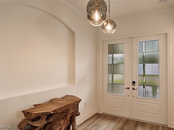 3rd image of 14883 Blue Bay Cir