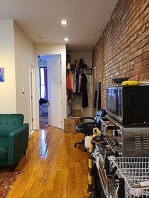 3rd image of 1057 Bergen St #2N