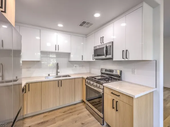 10553 Pine Glen Ave APT 107, Las Vegas, NV 89144