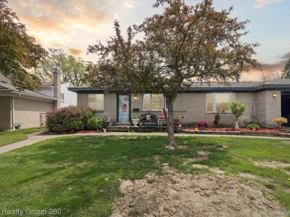 6074 Nightingale St, Dearborn Heights, MI 48127