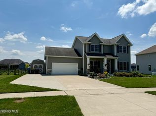 10711 Shayni Ln, Whitehouse, OH 43571