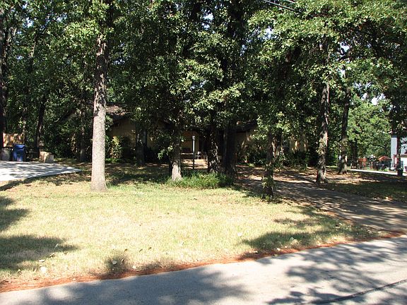3rd image of 6120 Bettinger Dr