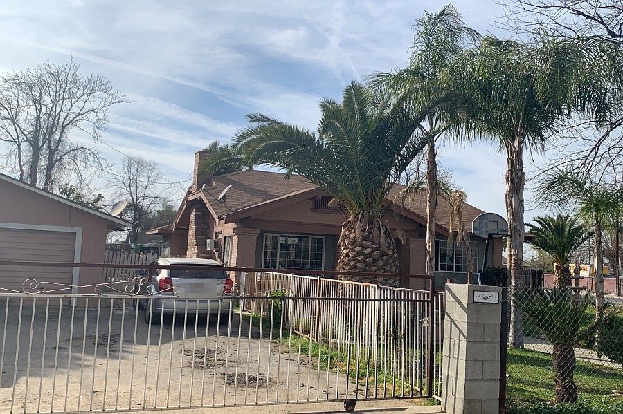 2nd image of 806 Lomita Dr