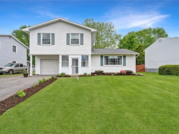 106 Wembridge Dr, East Syracuse, NY 13057