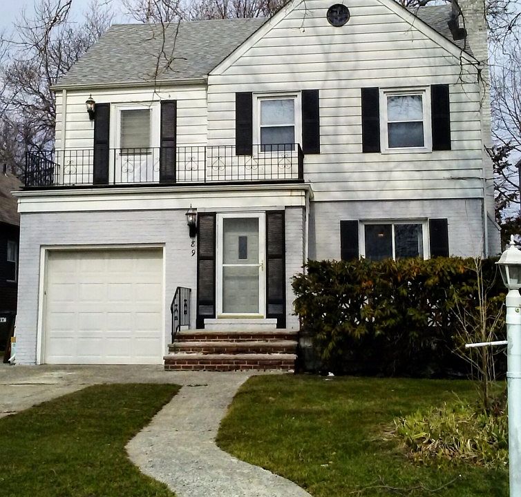 1st image of 89 Riverview Ave
