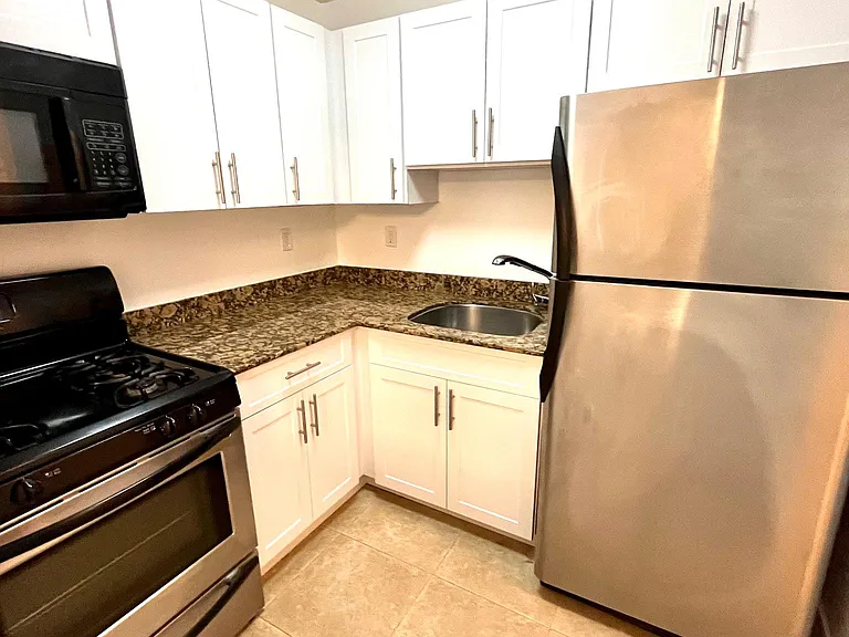 14500 SW 88th Ave #119 — Photo 2