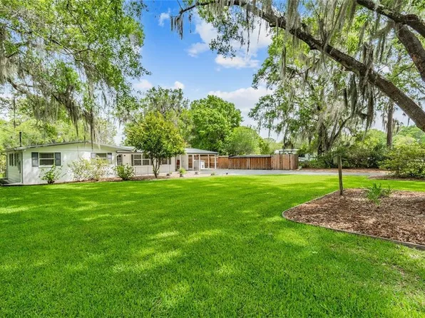 20735 Gardenia Dr, Land O Lakes, FL 34638